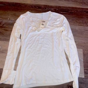 White Long Sleeve V neck top!